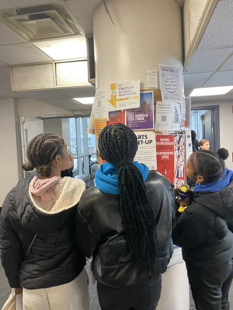 9th graders visiting Hunter College