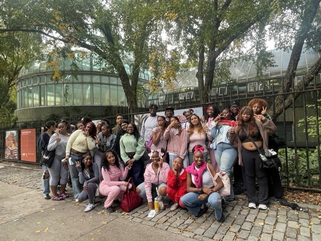 Seniors see public art by Madjeen Isaac ’14 at the Brooklyn Botanic Garden, Fall 2026